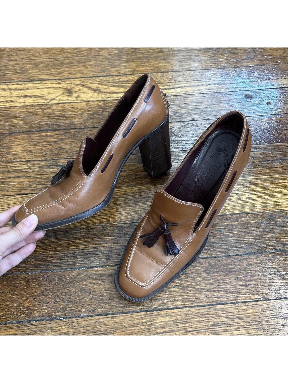 Tods Women's Brown and Tan Loafer